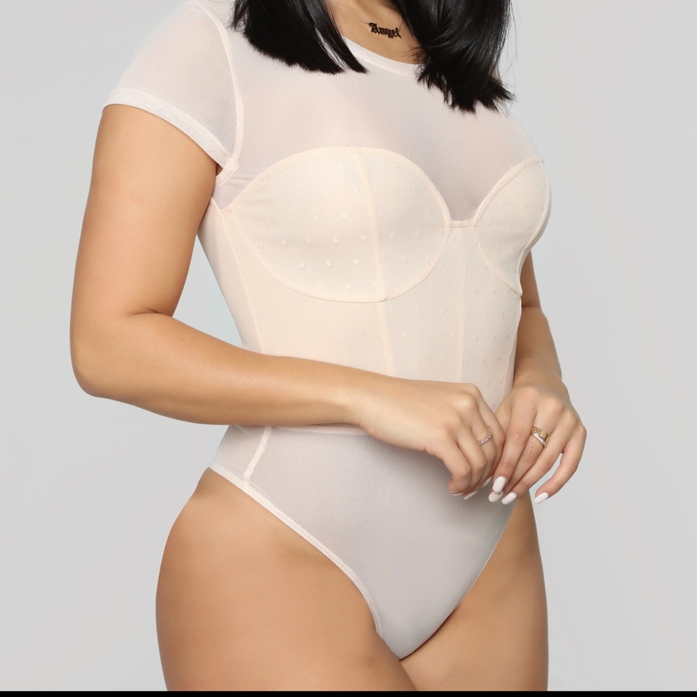 FashionNova - Mesh Detail Bodysuit in Blush 💕 NWT!!